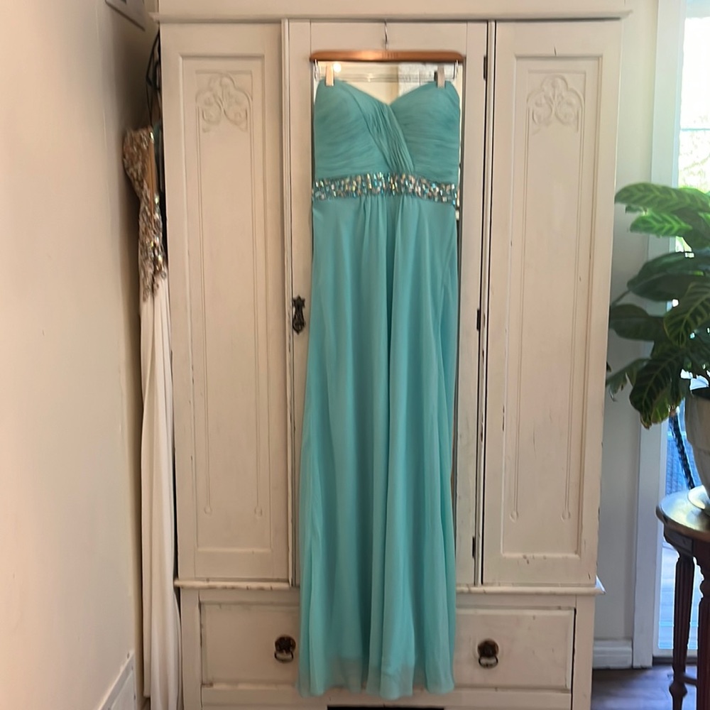 Faviana Strapless Homecoming Winter Formal Prom Dress, nwt size 10